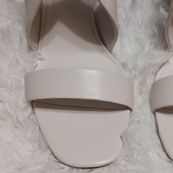 Heels Size 10M by Vince Camuto - Picture 2 of 16